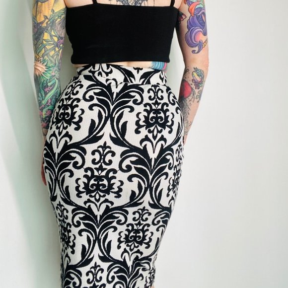 damask pencil skirt - Picture 2 of 3